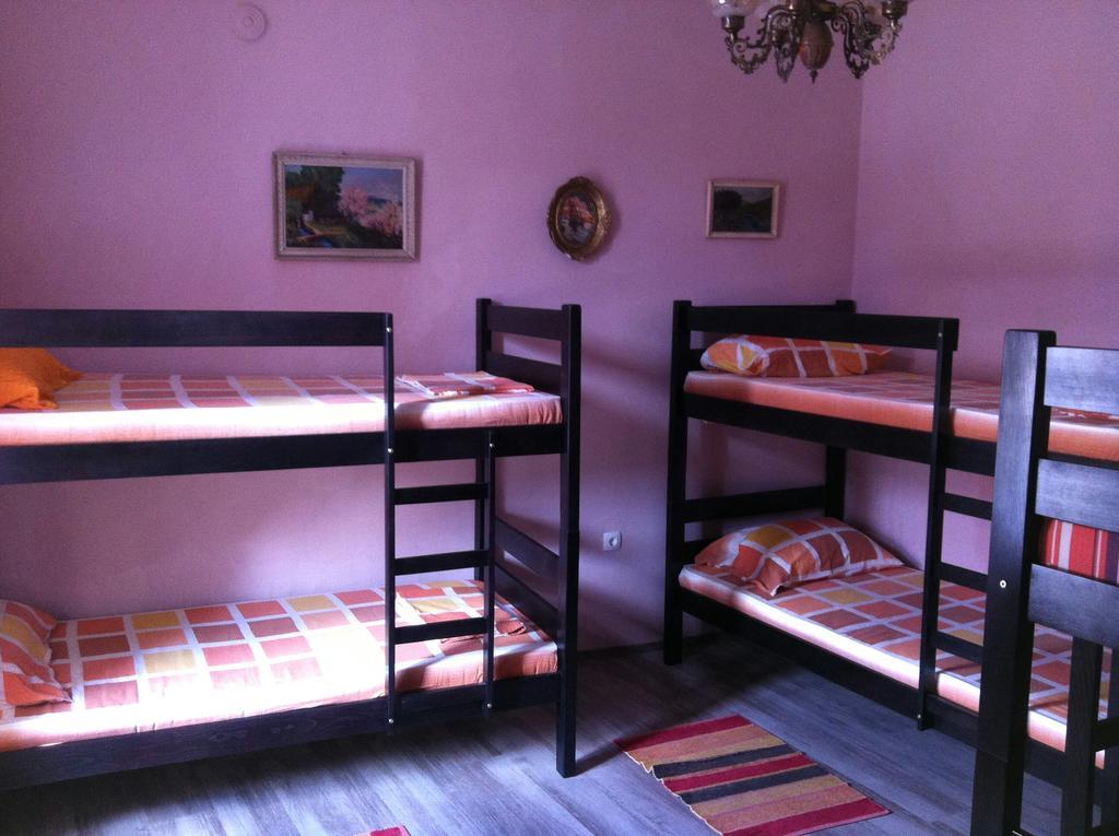 Hostel Musala Мостар Стая снимка